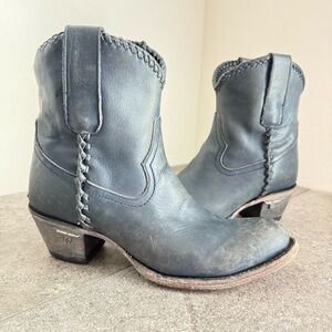 Lane Plain Jane Shortie Matte Black Distressed Bootie Women’s Size 7